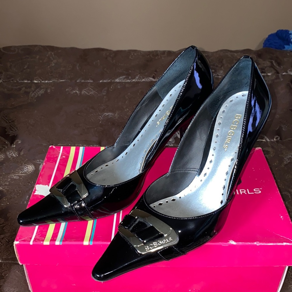 BCBG shoes